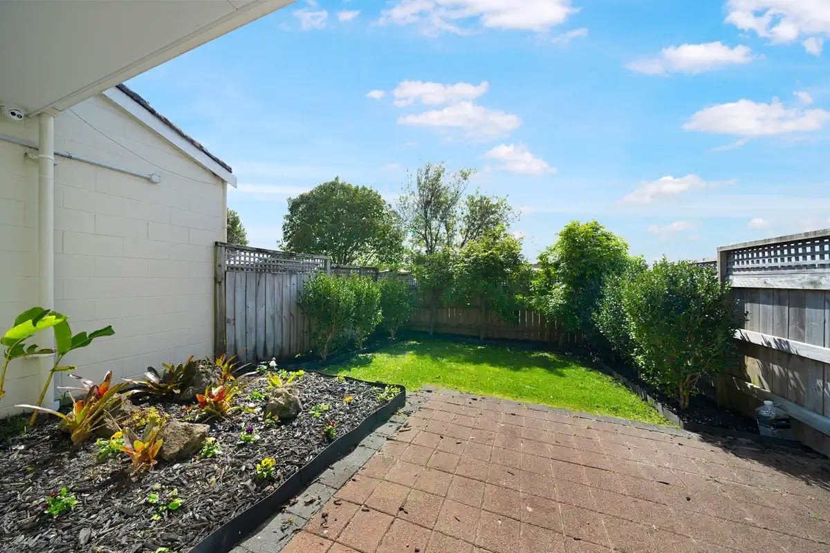 14/85 Edmonton Road, Henderson, Auckland - Carousel 2