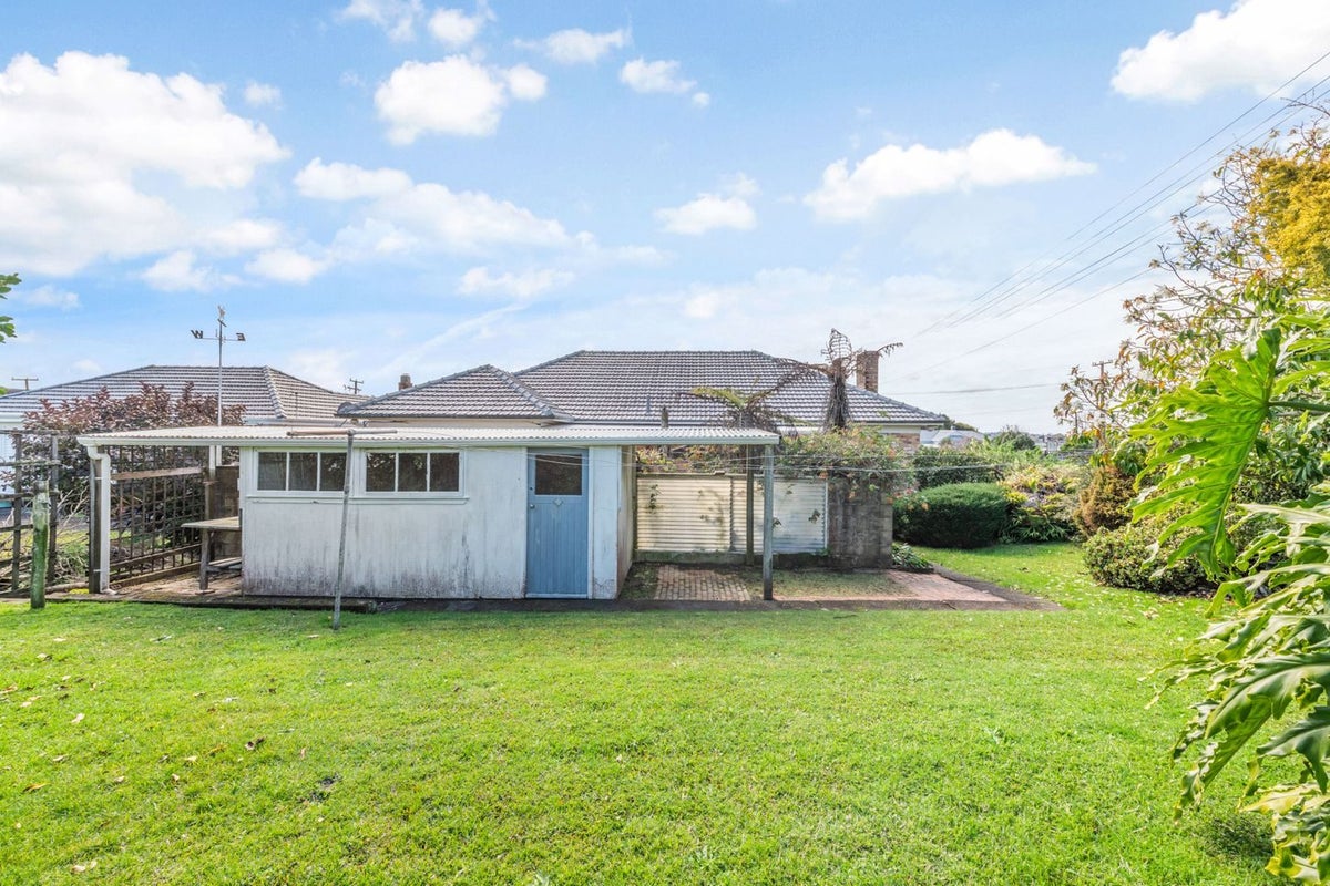 69 Willerton Avenue, New Lynn, Auckland - Carousel 2