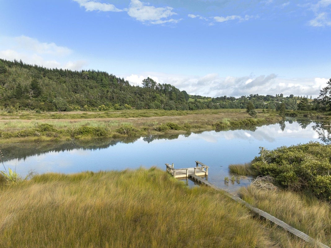 106 Whitby Place, Whangamata, Whangamata - Carousel 2
