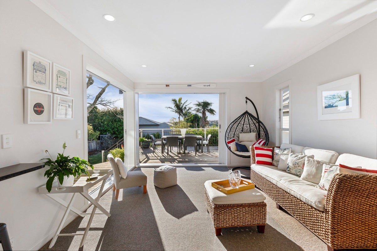 108 Bayswater Avenue, Bayswater, Auckland - Carousel 2
