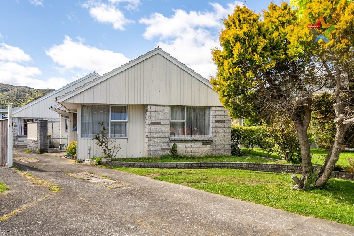 1-/8 Ferretti GR, Avalon, Lower Hutt - Carousel 12