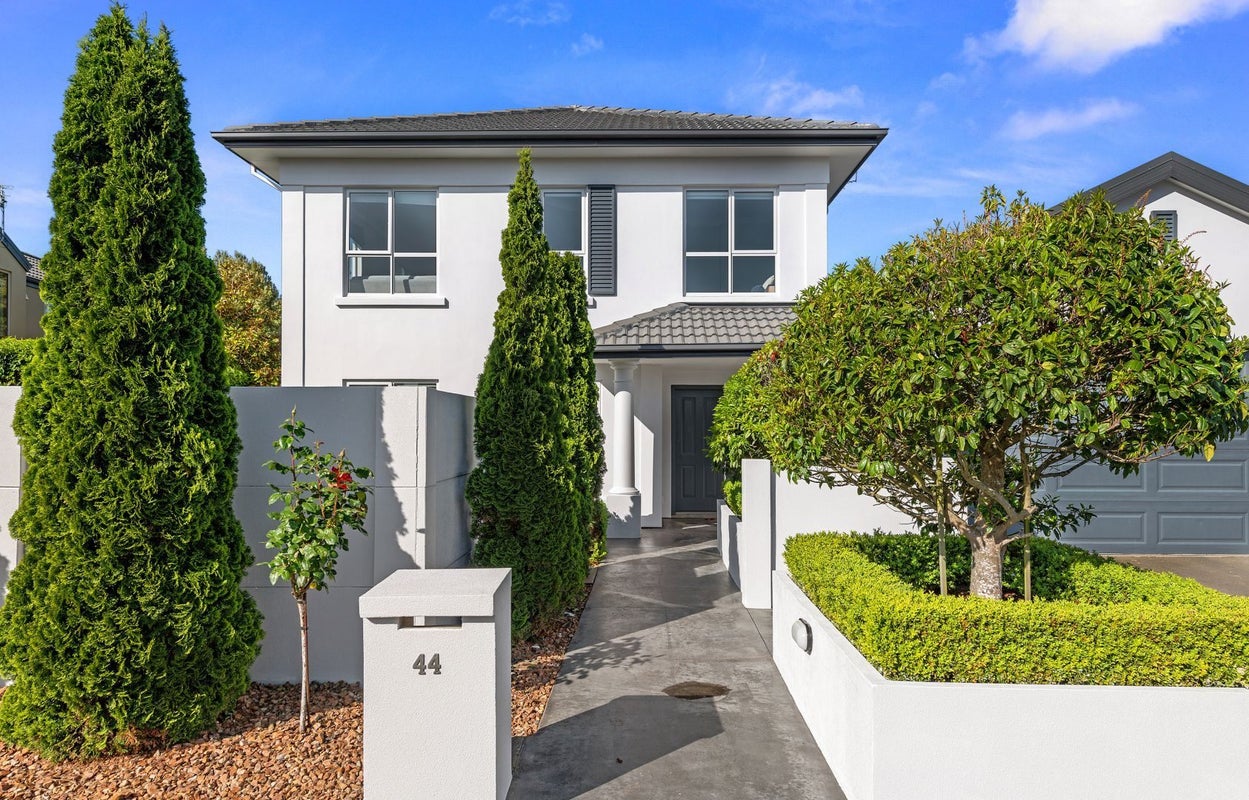 44 Eastwood Rise, Waimairi Beach, Christchurch - Carousel 1