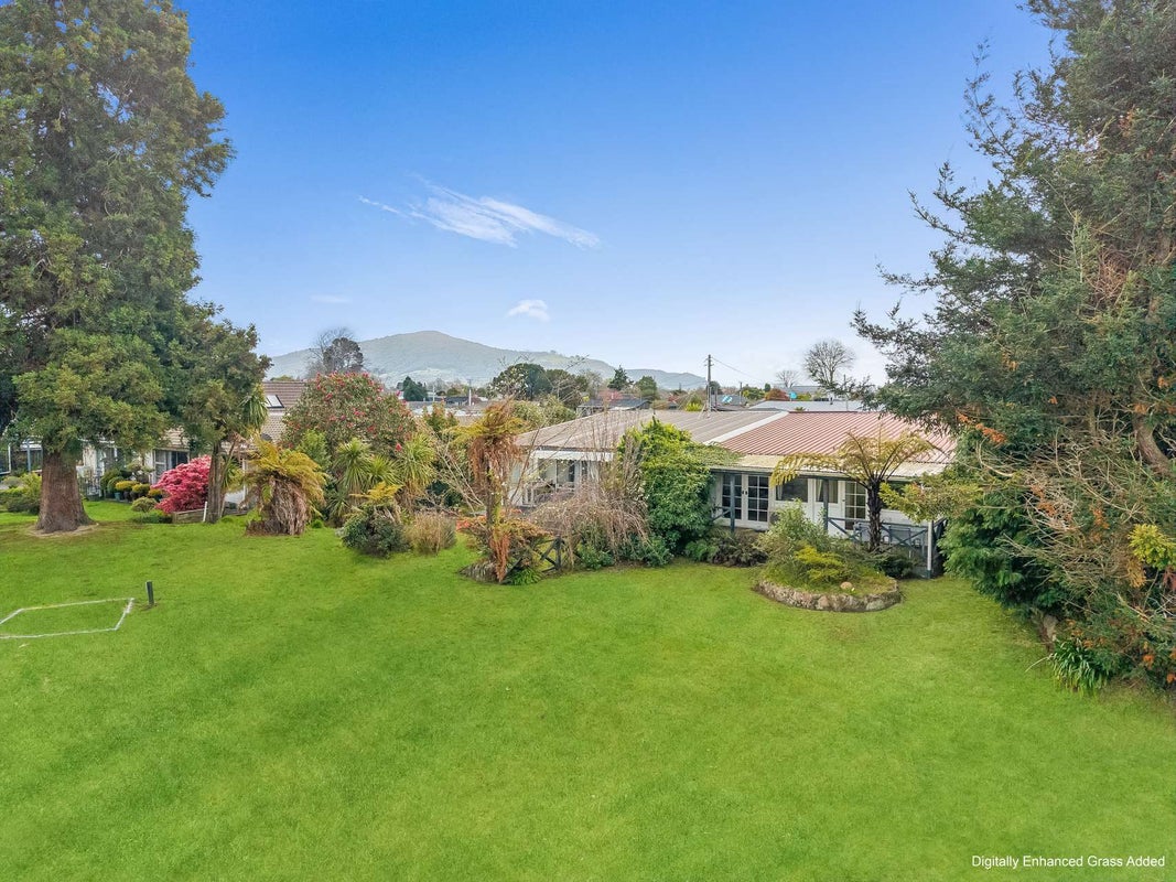 50 Sophia Street, Glenholme, Rotorua - Carousel 1