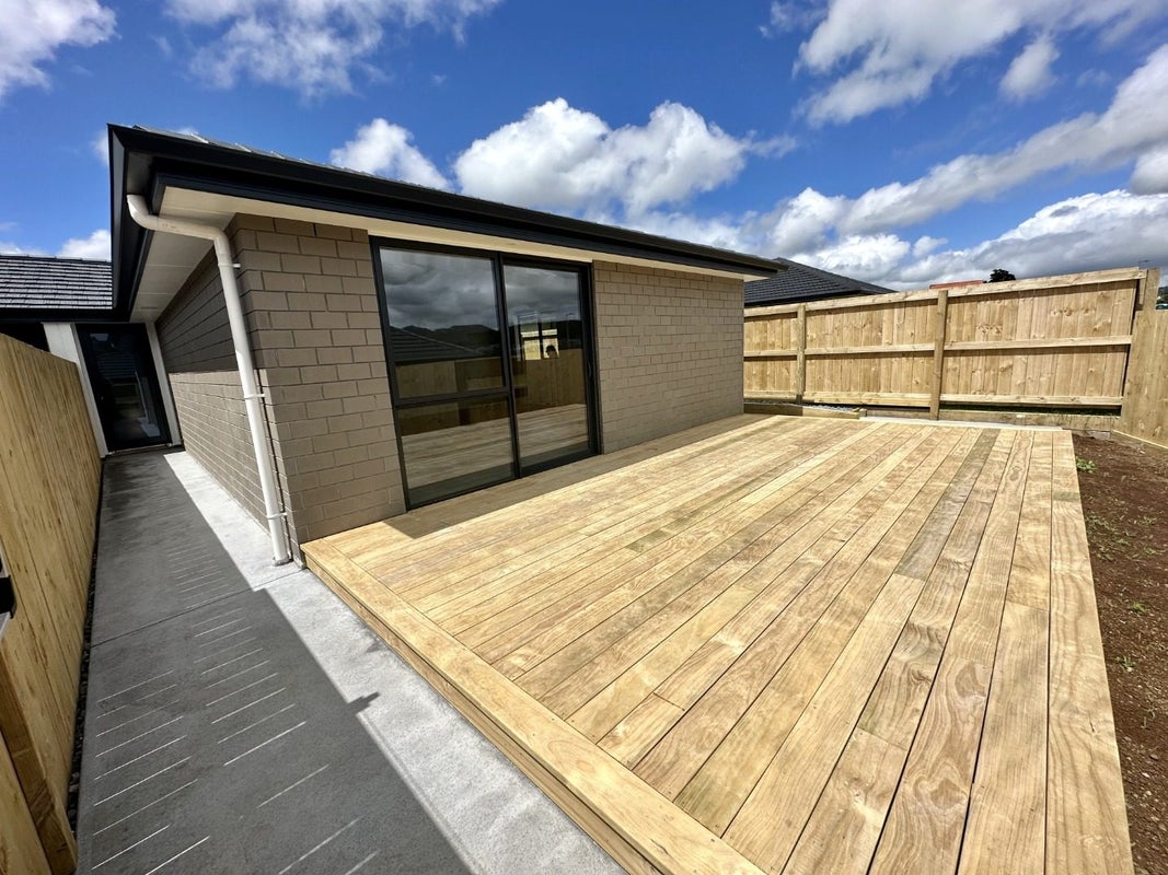 12 Cascade Crescent, Tikipunga, Whangarei - Carousel 2