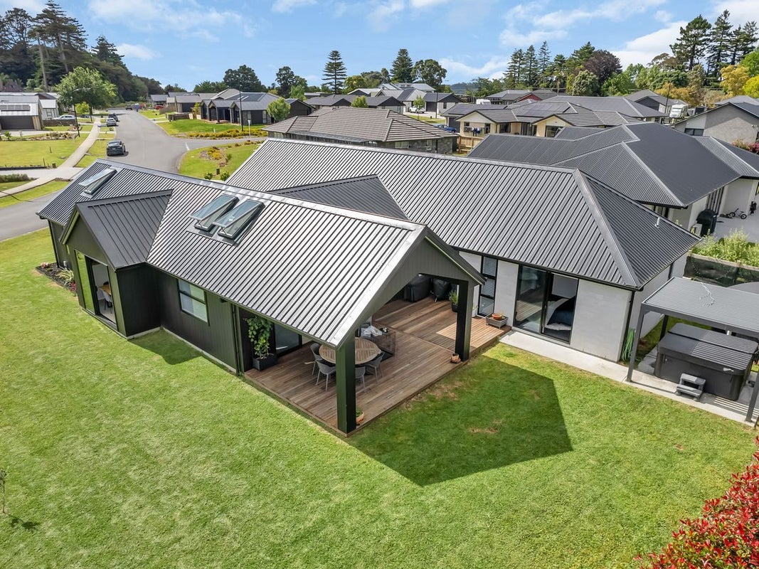 26 Tironui Drive, Whangarei - Carousel 2