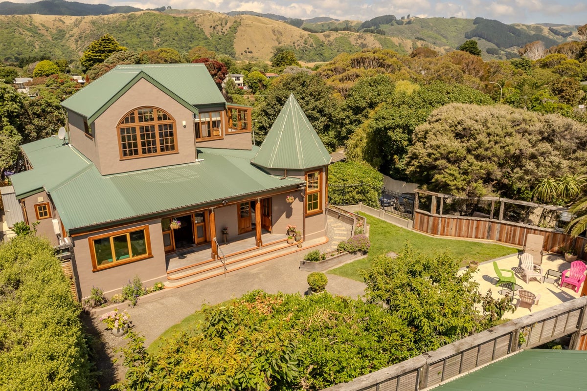 15 Poplar Avenue, Raumati South, Paraparaumu - Carousel 36