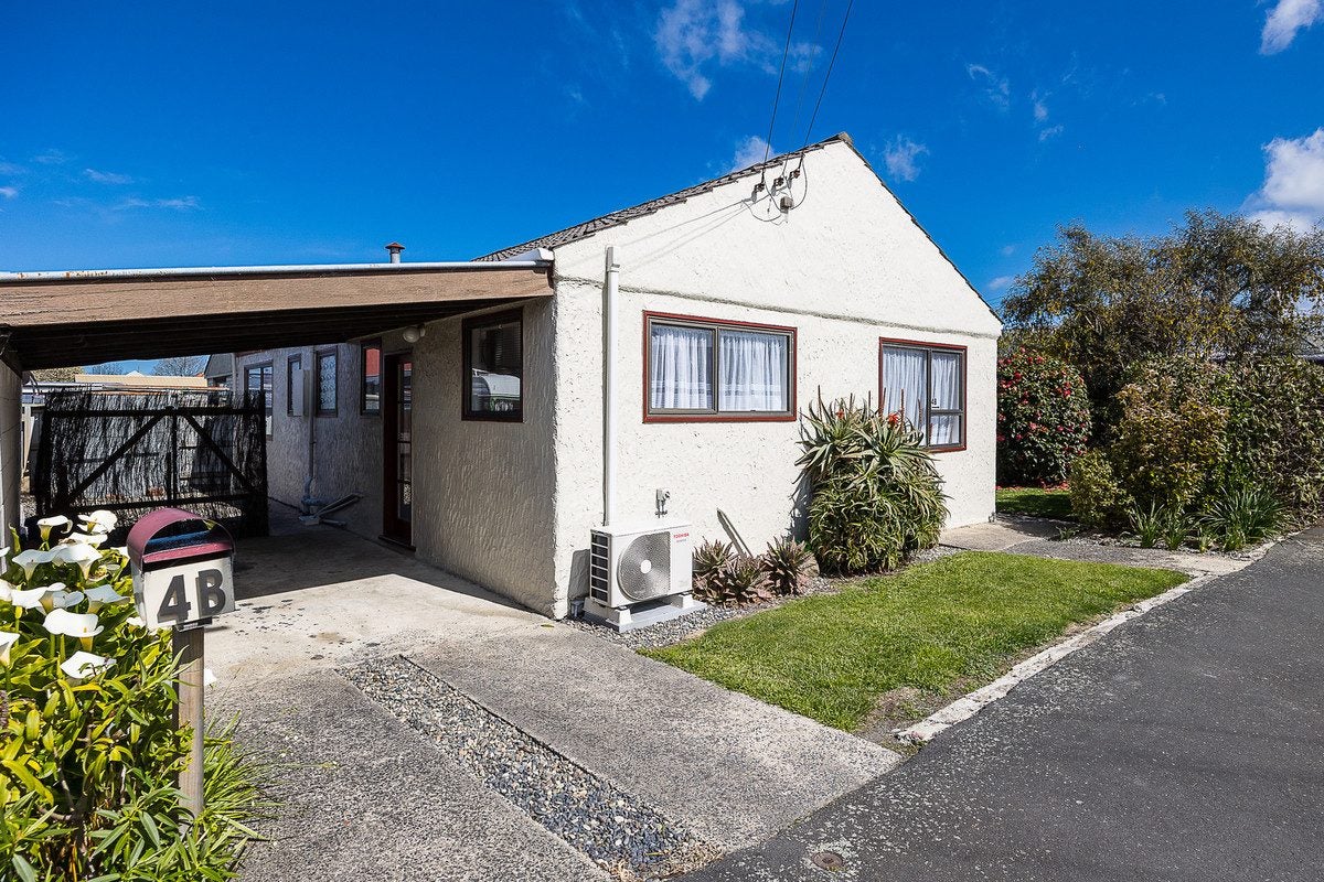 4B Ravelston Street, Saint Kilda, Dunedin - Carousel 1