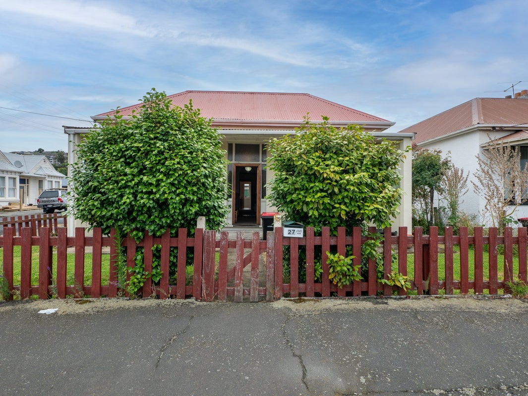 27 Richmond Street, Forbury, Dunedin - Carousel 1