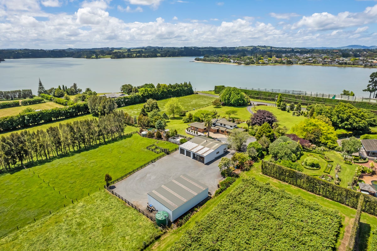 121 Marae O Rehia Rd, Karioitahi, Waiuku - Carousel 2