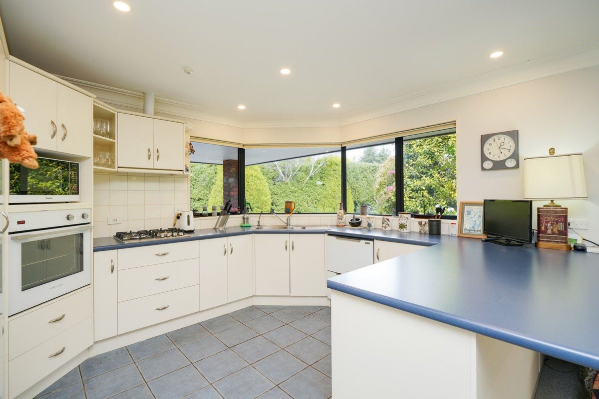 25 Spence Avenue, Otatara - Carousel 2