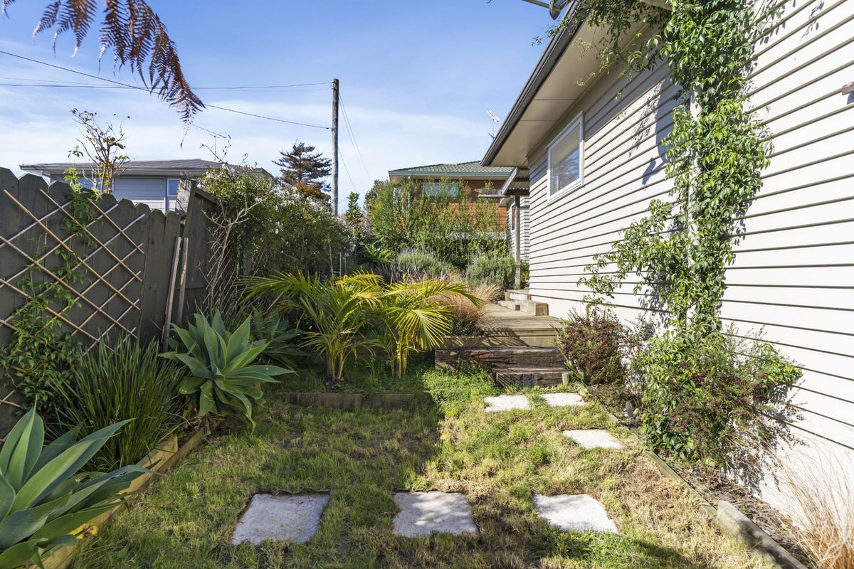 49 Vincent Street, Howick, Auckland - Carousel 27