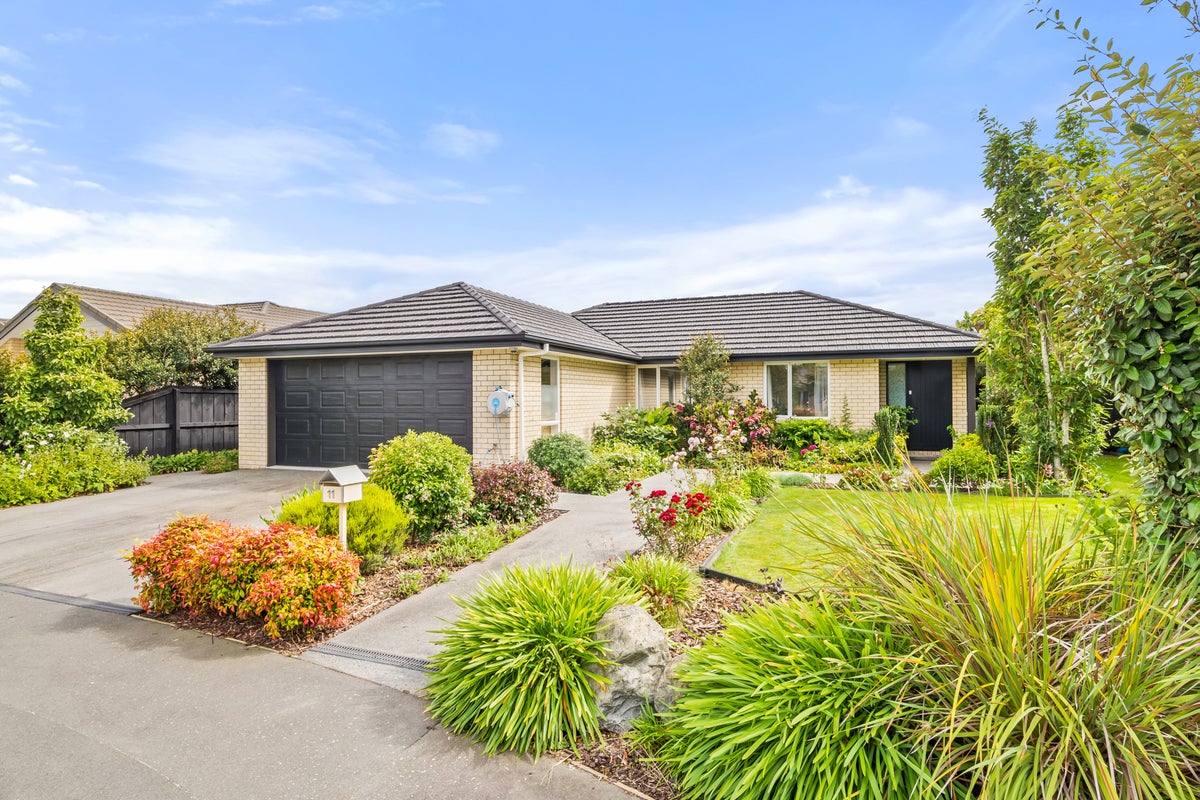11 Rosebank Close, Northwood, Christchurch - Carousel 1