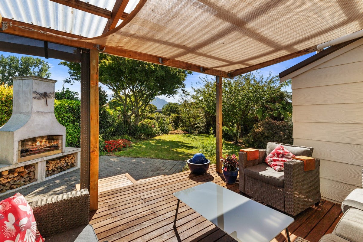 24 Mackay Crescent, Waihou, Te Aroha - Carousel 1