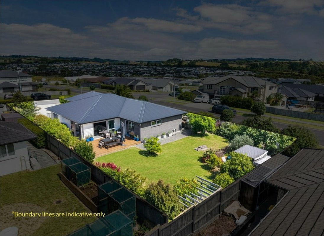 9 Artists Avenue, Beachlands, Auckland - Carousel 2