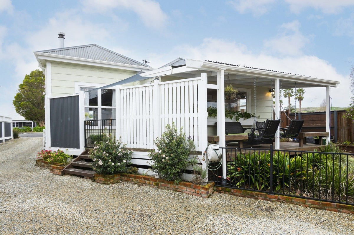 515 Wainui Road, Kaiti, Gisborne - Carousel 16