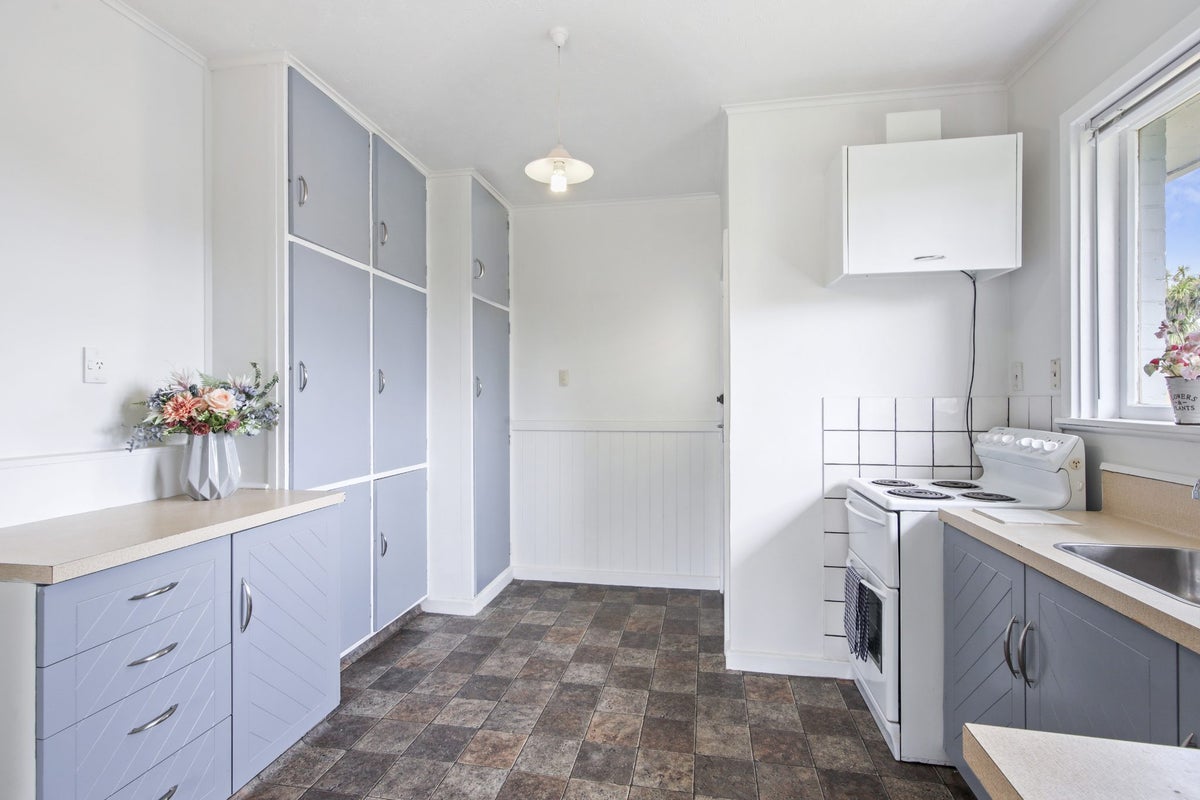 2/217 Barrington Street, Somerfield, Christchurch - Carousel 2