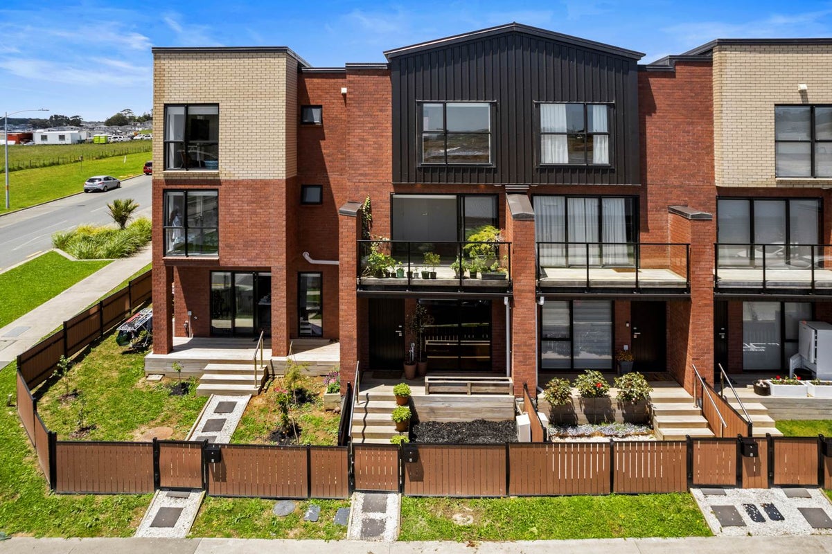 4 Picturesque Drive, Flat Bush, Auckland - Carousel 1