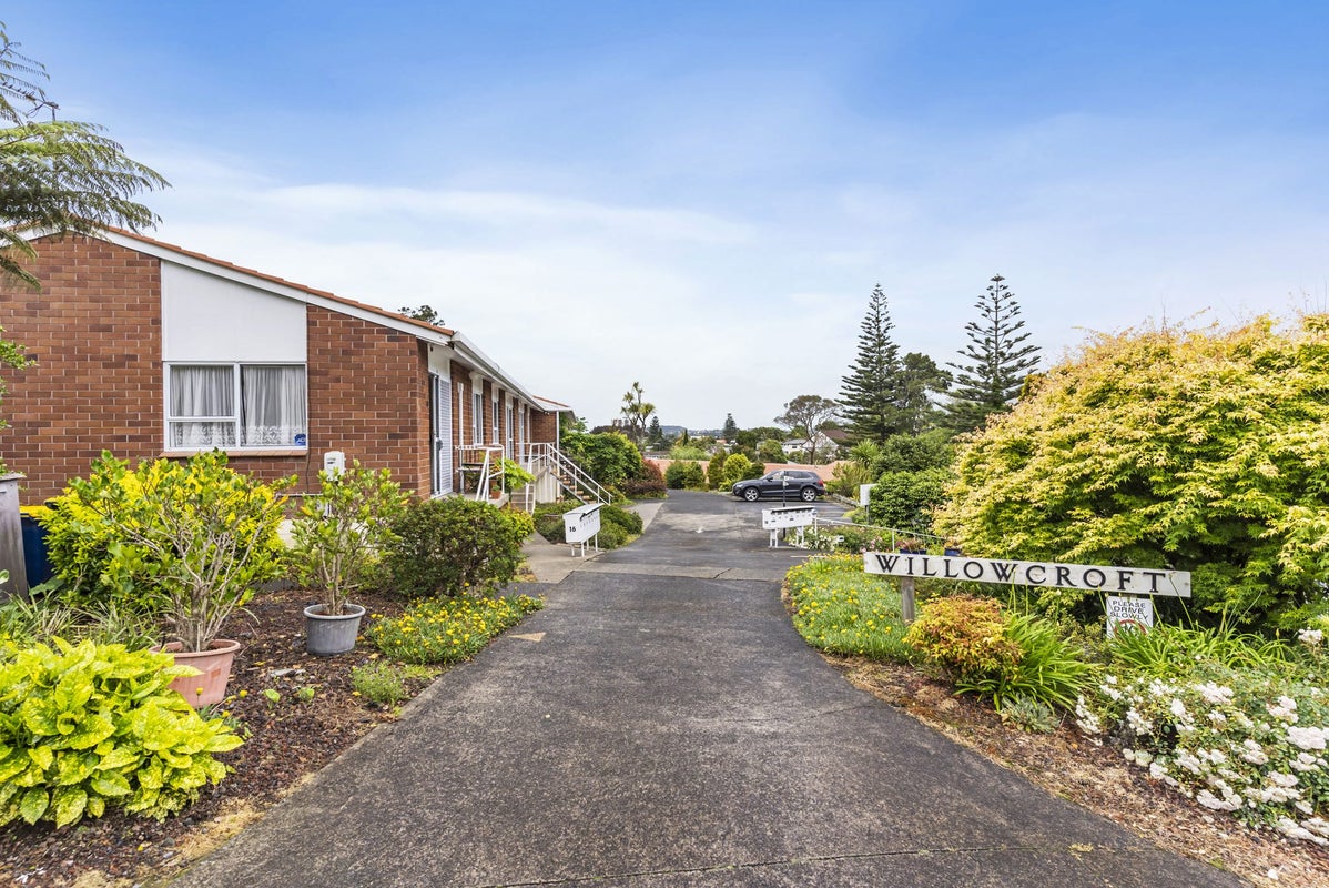 9/16 Willerton Avenue, New Lynn, Auckland - Carousel 1