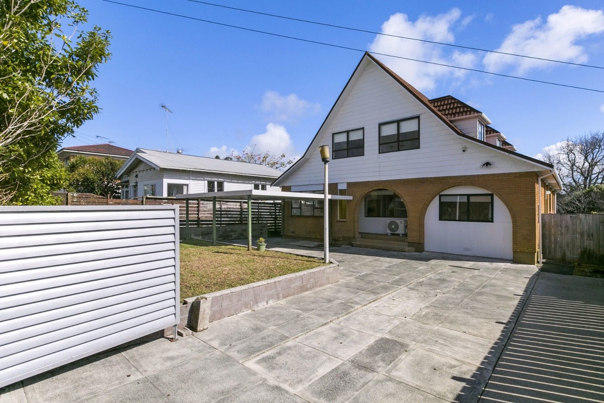 7 Euston Road, Sandringham, Auckland - Carousel 1