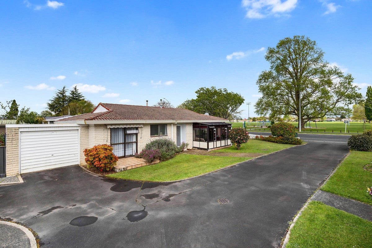 229C Clarkin Road, Fairfield, Hamilton - Carousel 18