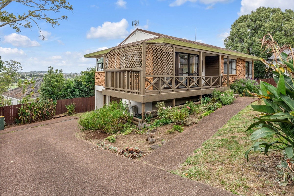 3/16 Ridge Road, Howick, Auckland - Carousel 1