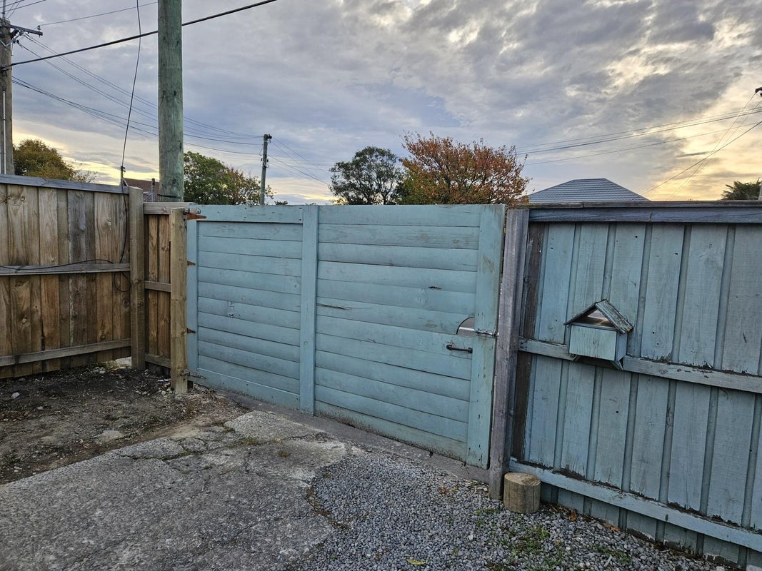 100 Milton Street, Somerfield, Christchurch - Carousel 14