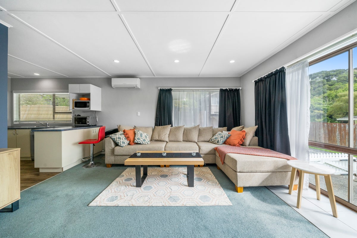 2/38 Kowhai Street, Wainuiomata, Lower Hutt - Carousel 2