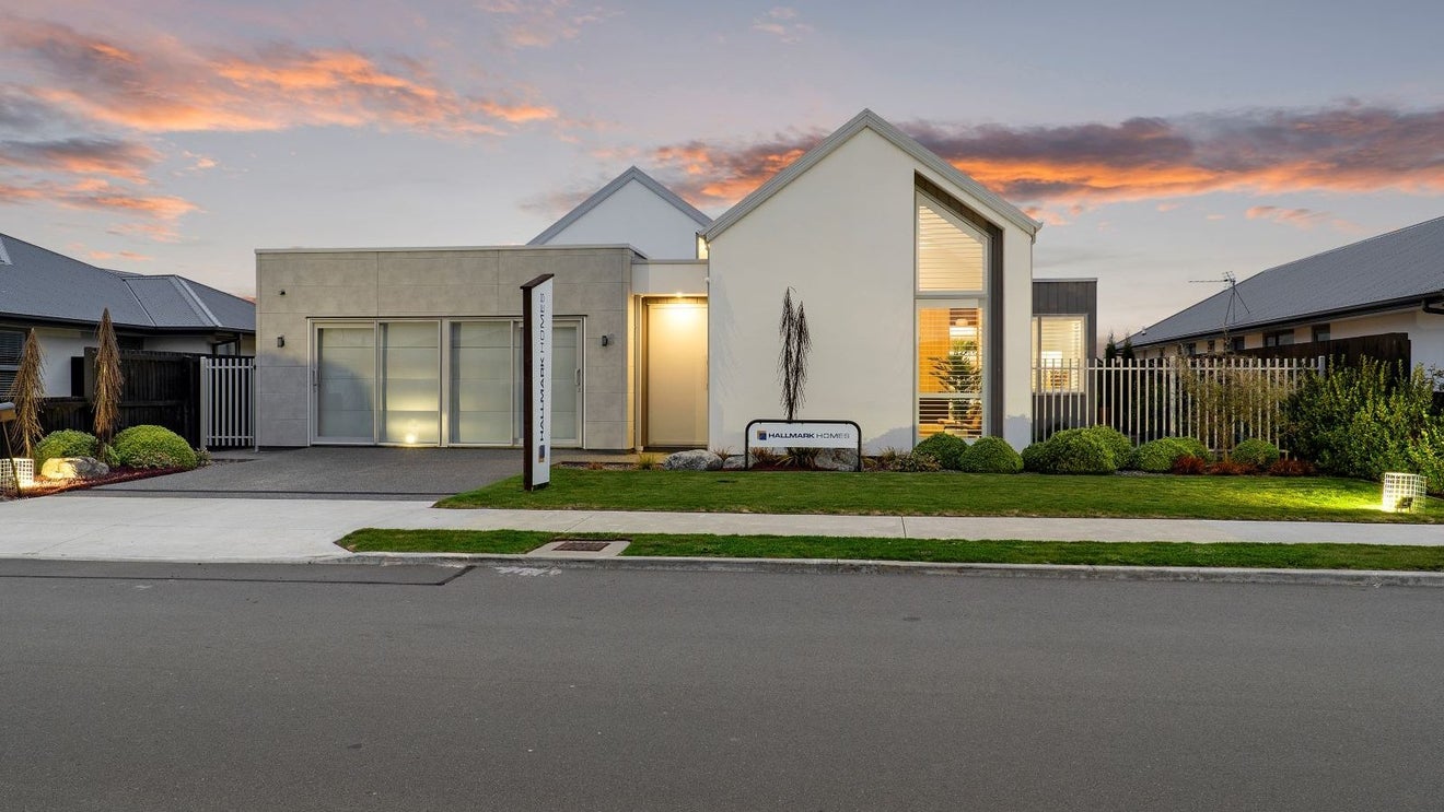 90 Southfield drive, Lincoln, Christchurch - Carousel 1