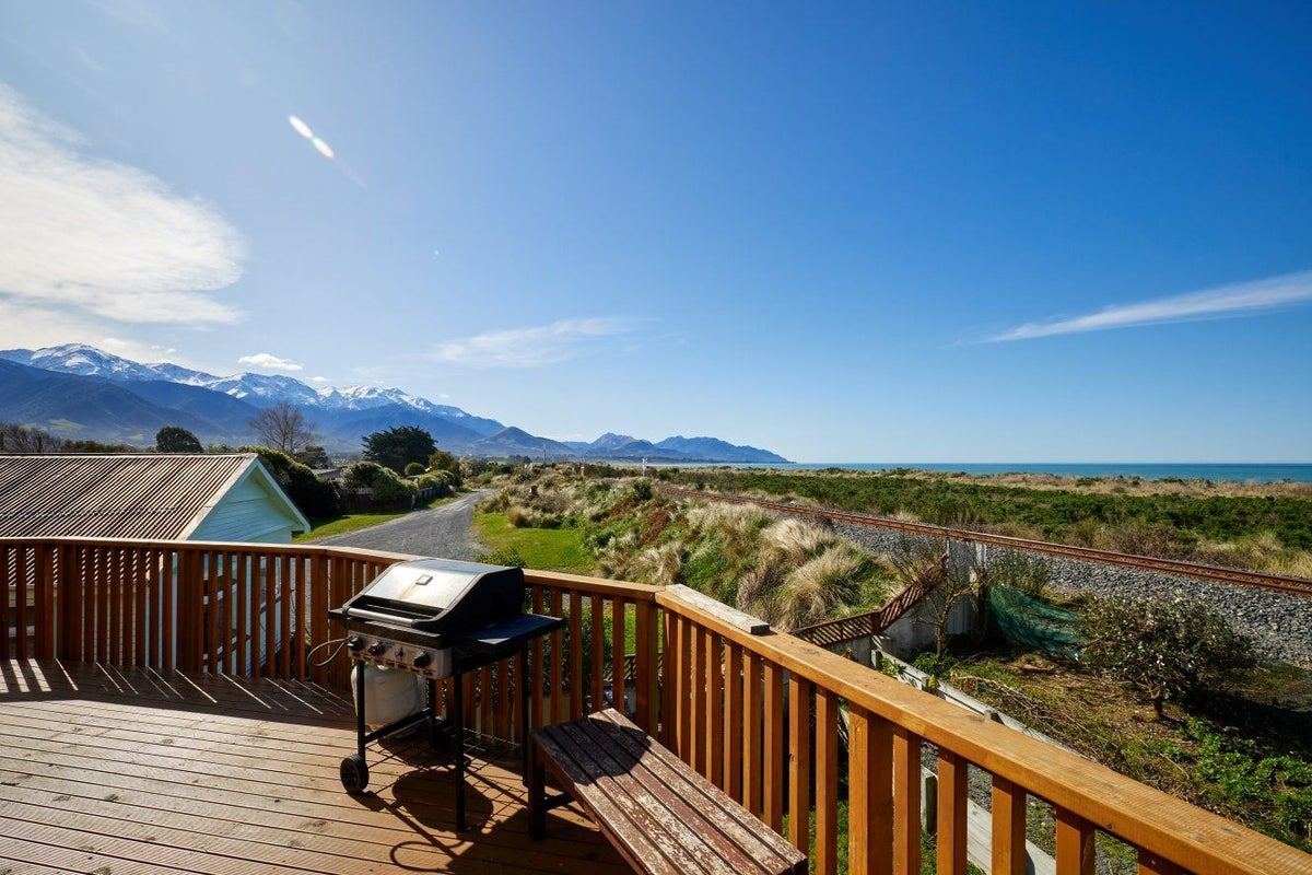 238B Beach Road, Kaikoura - Carousel 2