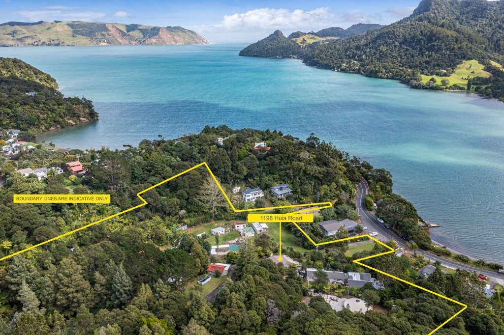1196 Huia Road, Huia, Auckland - Carousel 1