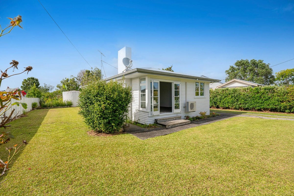960 Matakana Valley Road, Whangaripo, Wellsford - Carousel 1
