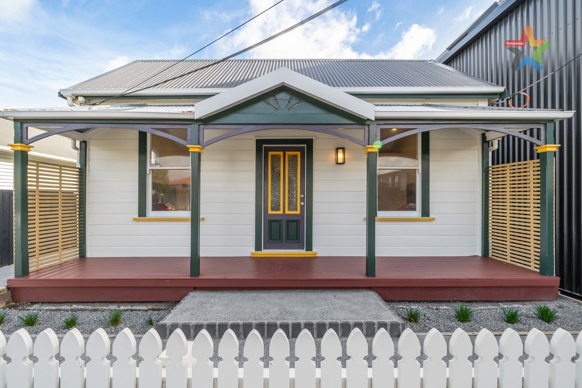 9 Cuba Street, Petone, Lower Hutt - Carousel 2