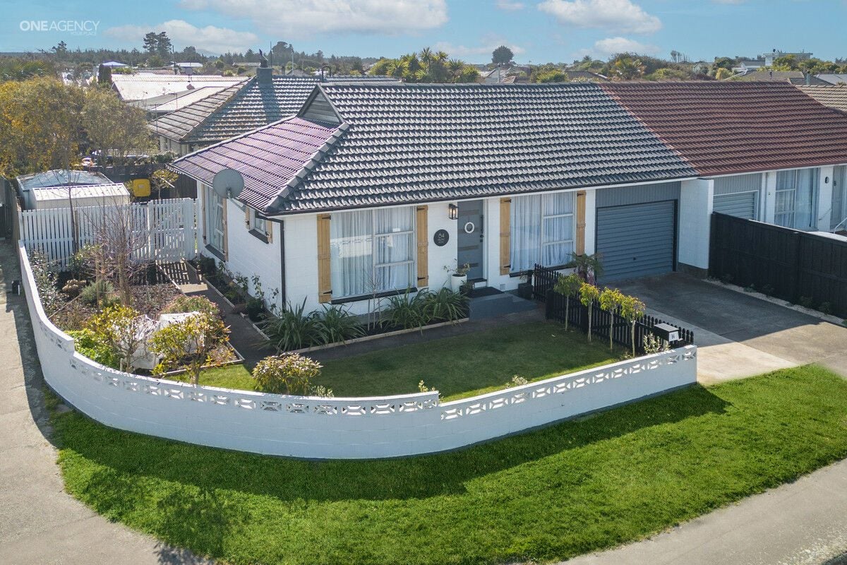 84 Pacific Road, North New Brighton, Christchurch - Carousel 1