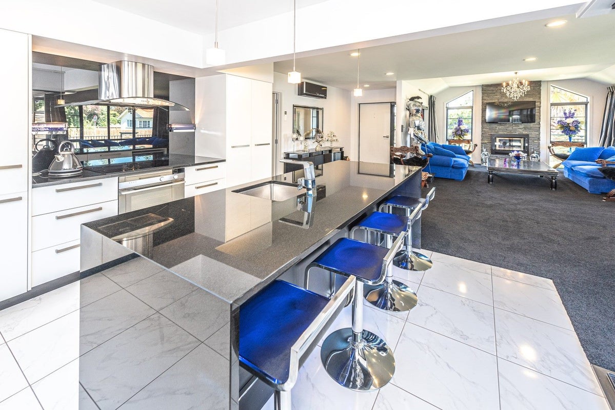 1 Edith Collier Drive, Otamatea, Whanganui - Carousel 2