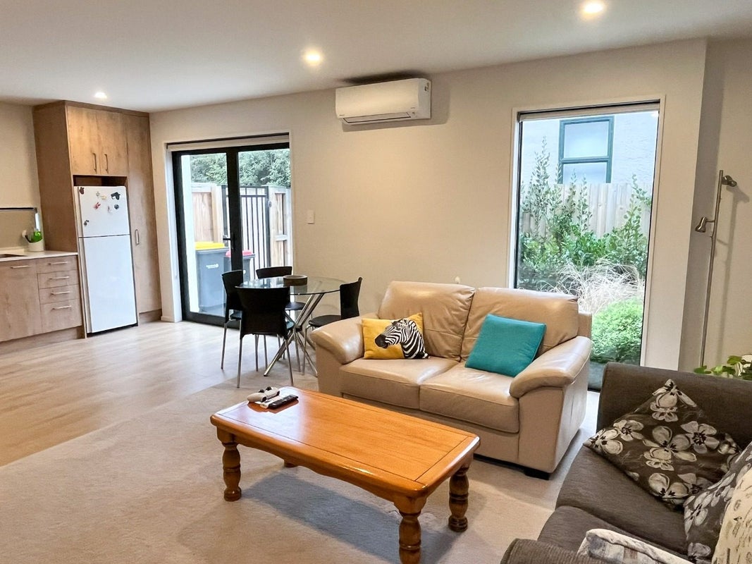 2/16 Devon Street, Sydenham, Christchurch - Carousel 1