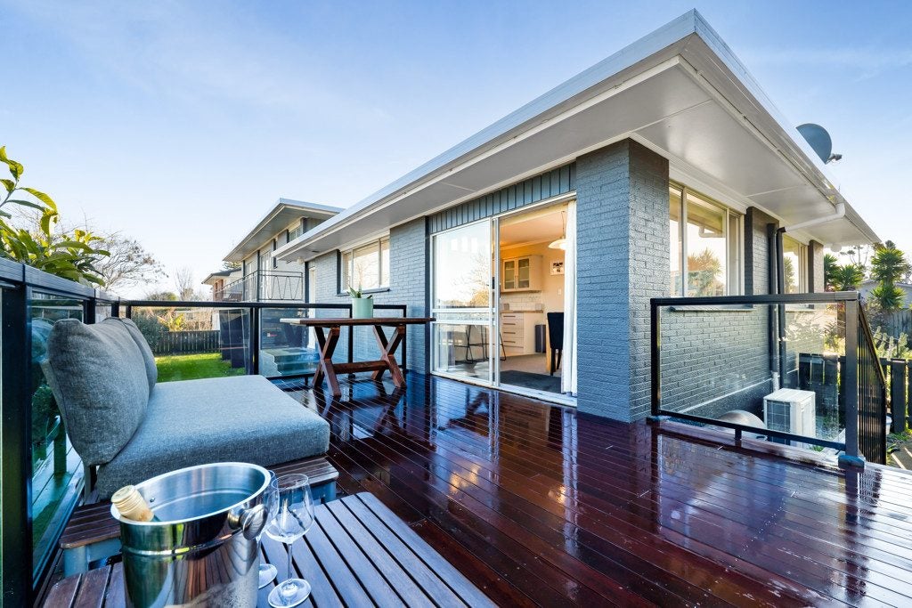 17 Dives Avenue, Hawera - Carousel 1