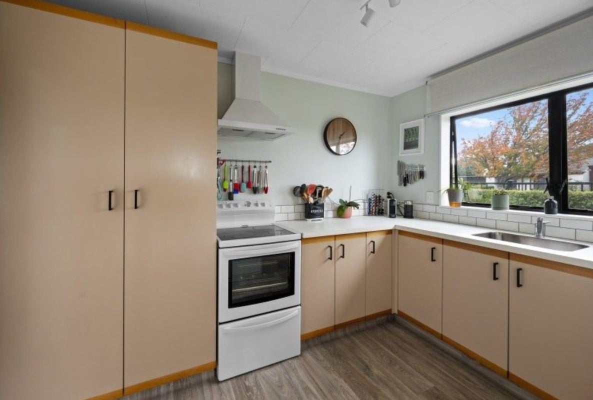 127 Guppy Road, Taradale, Napier - Carousel 2