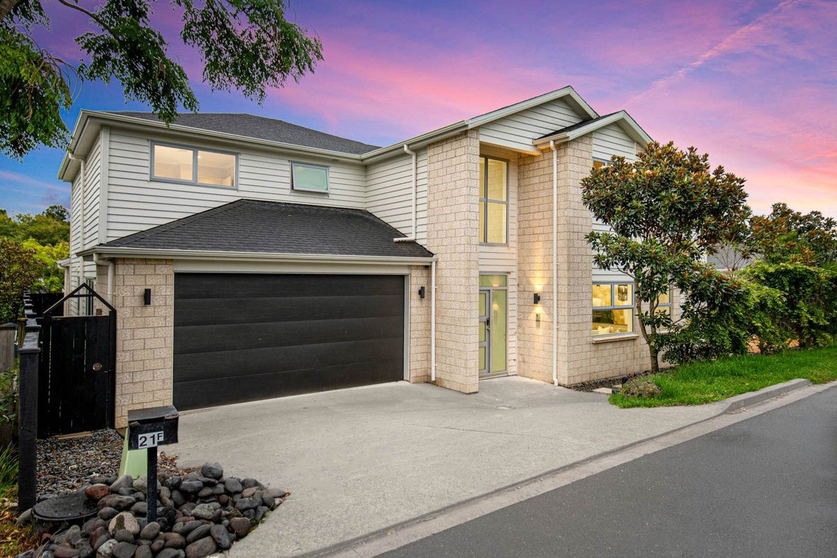 21F  Stamford Crescent, Flat Bush, Manukau City, Auckland - Carousel 29