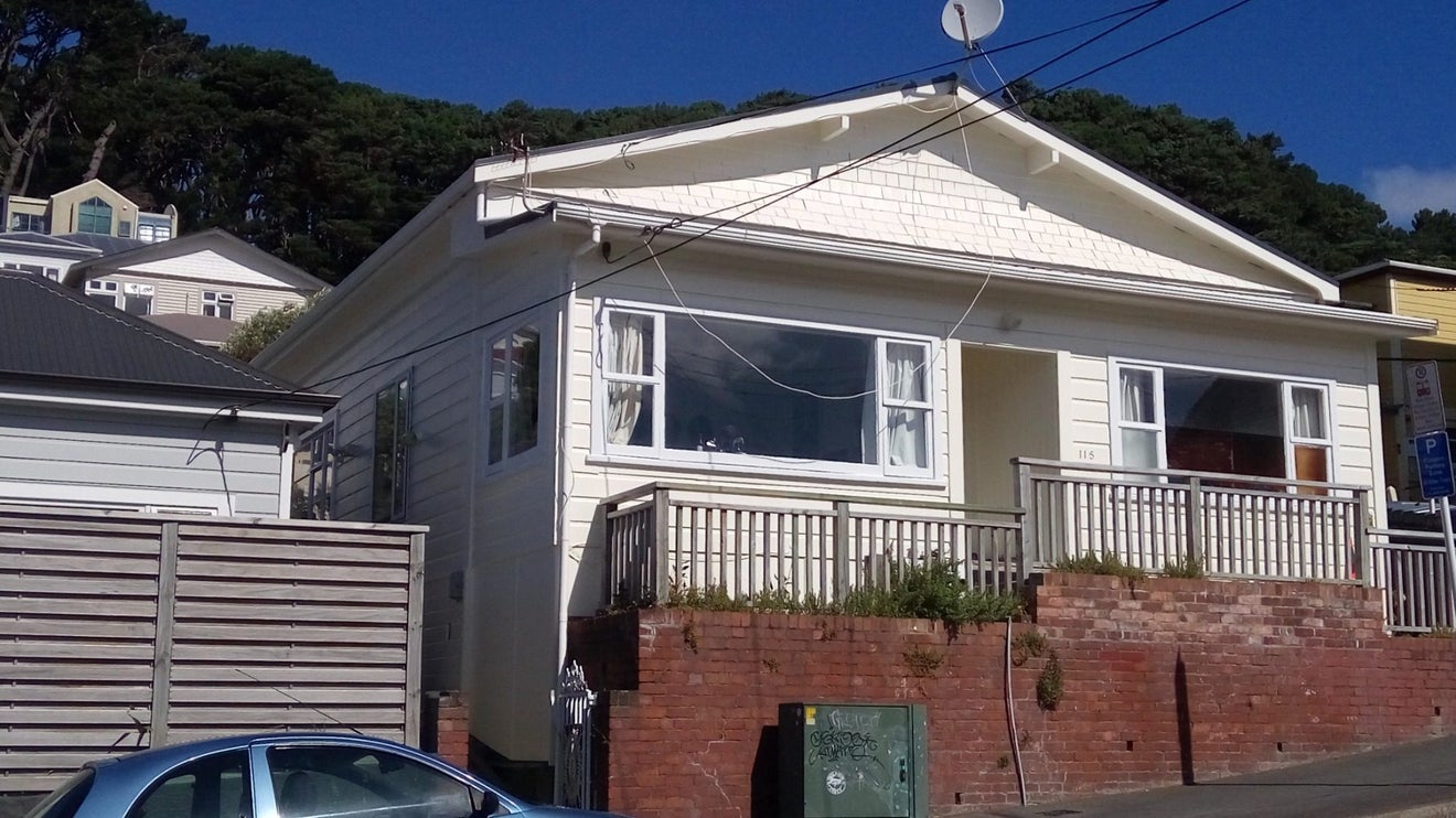 115 Austin Street, Mount Victoria, Wellington - Carousel 1