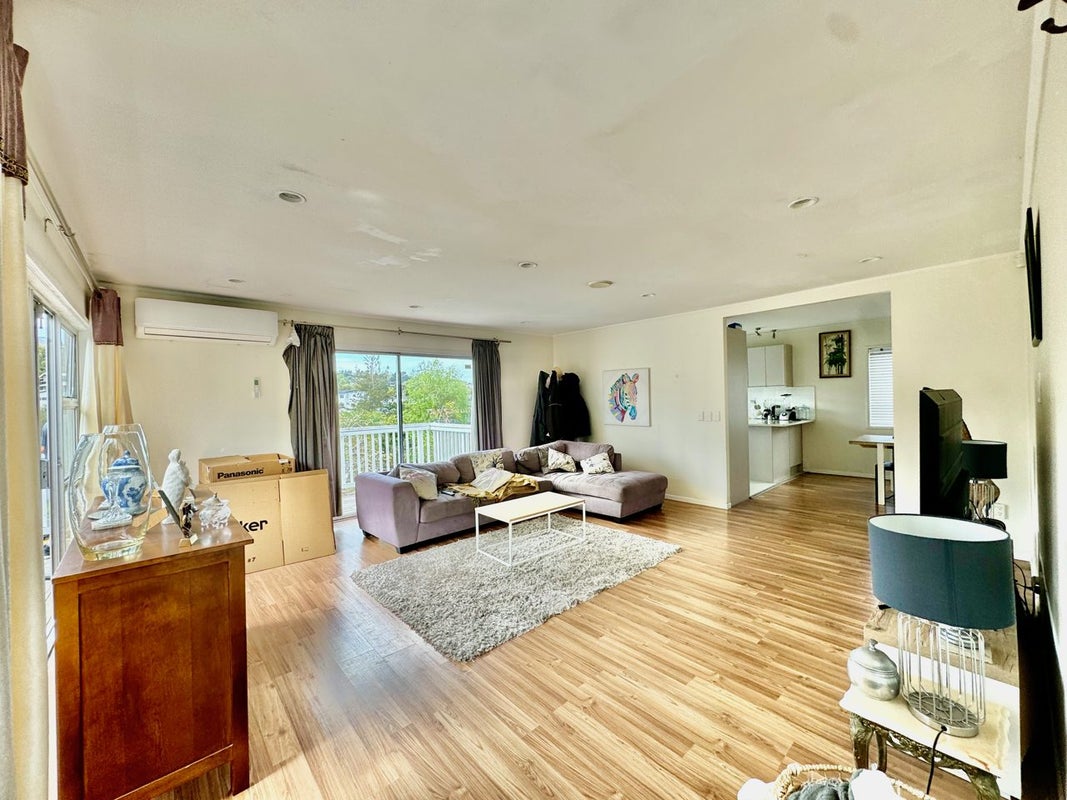 45 Stapleford Crescent, Browns Bay, Auckland - Carousel 25