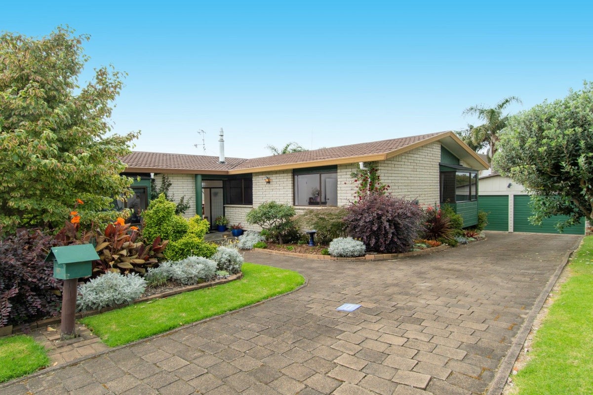 62 Heron Avenue East, Matua, Tauranga - Carousel 2