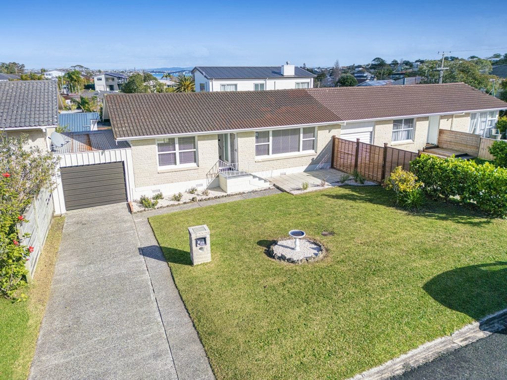 2/16 Northumberland Avenue, Belmont, Auckland - Carousel 1
