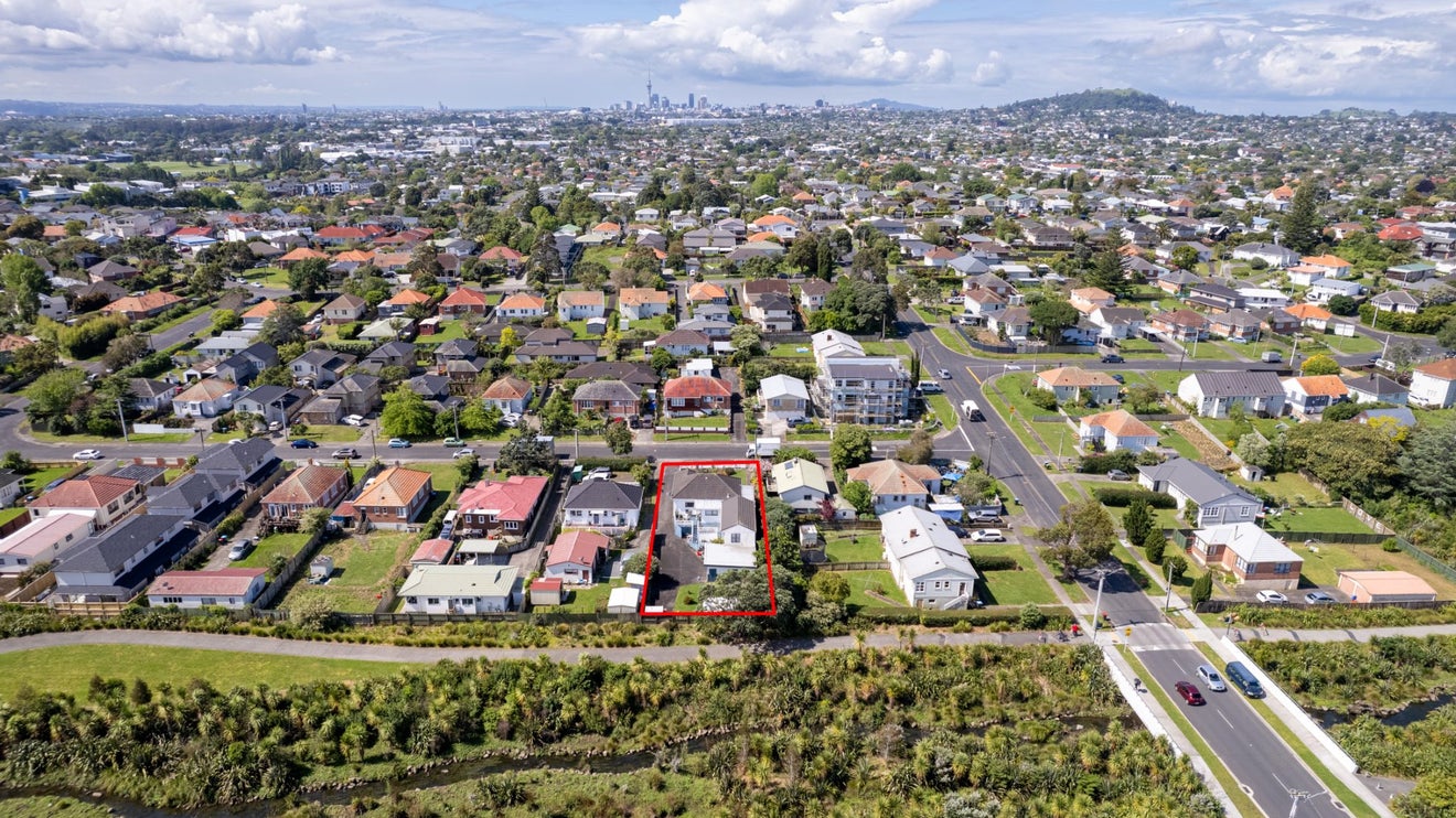 2 Triton Avenue, Mount Albert, Auckland City, Auckland - Carousel 25