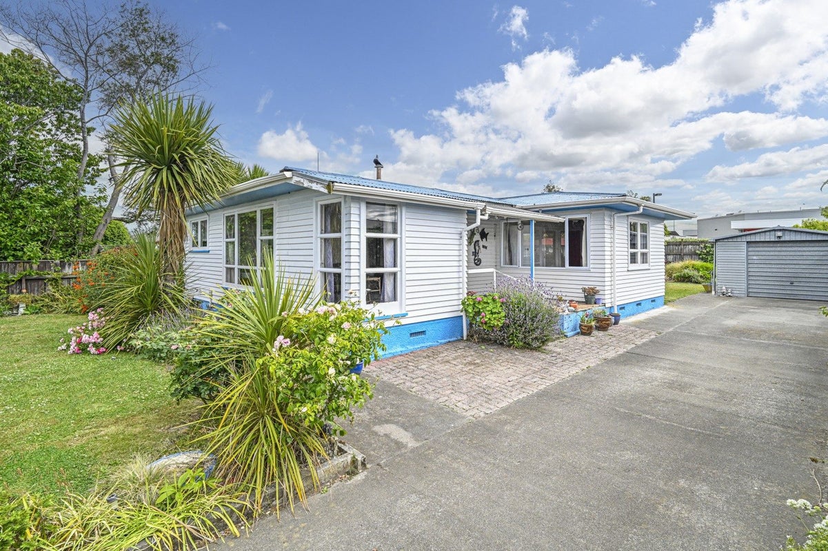 201 Nikau Street, Saint Leonards, Hastings - Carousel 1