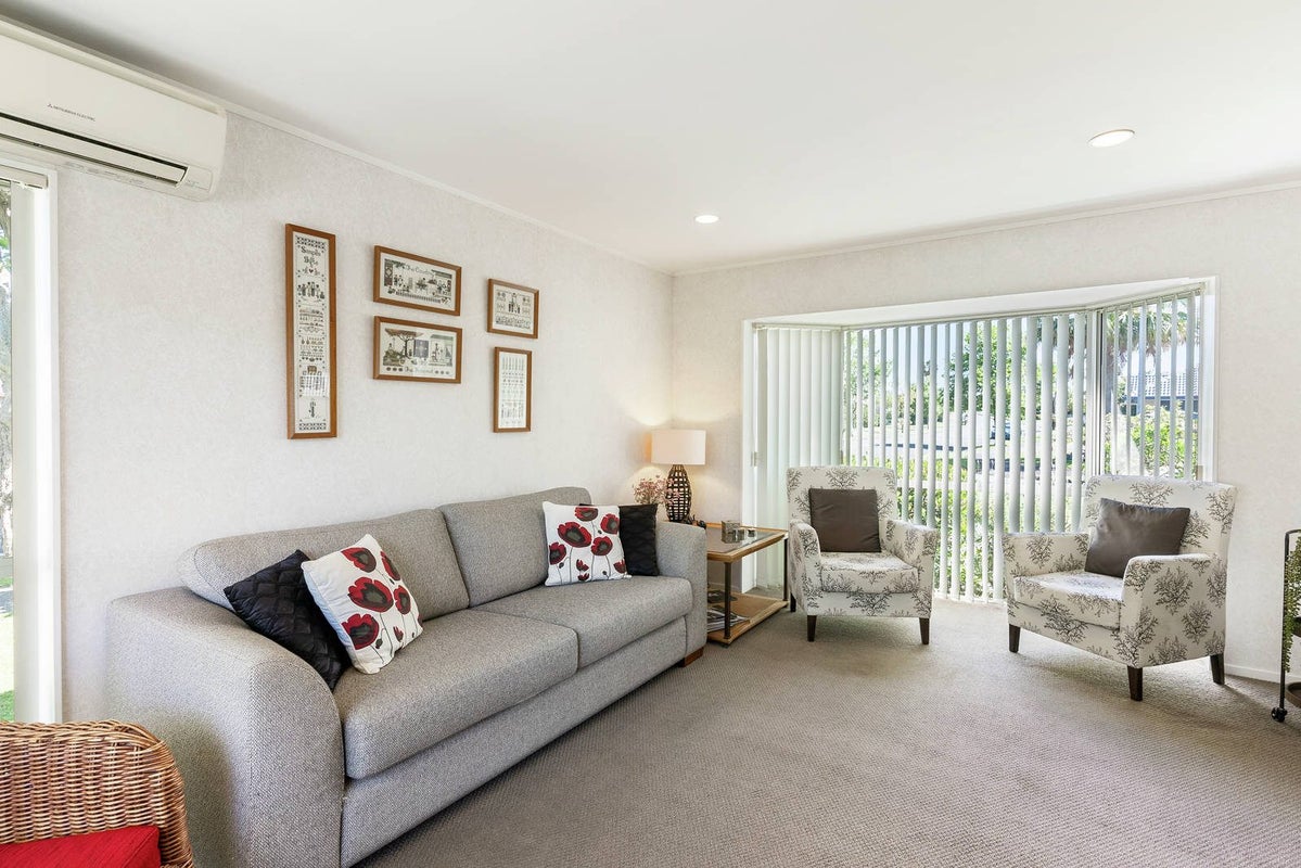 1/23 Tarnica Road, Northpark, Auckland - Carousel 2