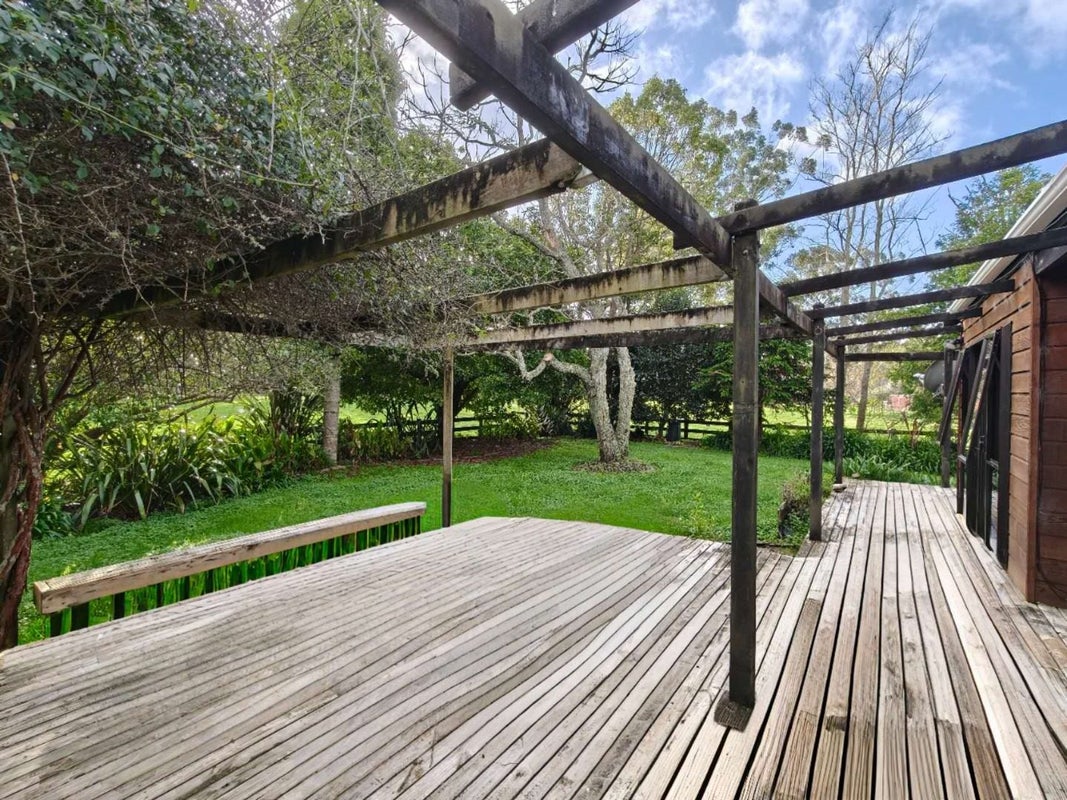 29 Upper Orewa Road, Silverdale - Carousel 23