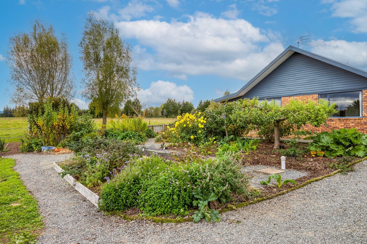 149 Loburn Whiterock Road, Loburn, Rangiora - Carousel 2