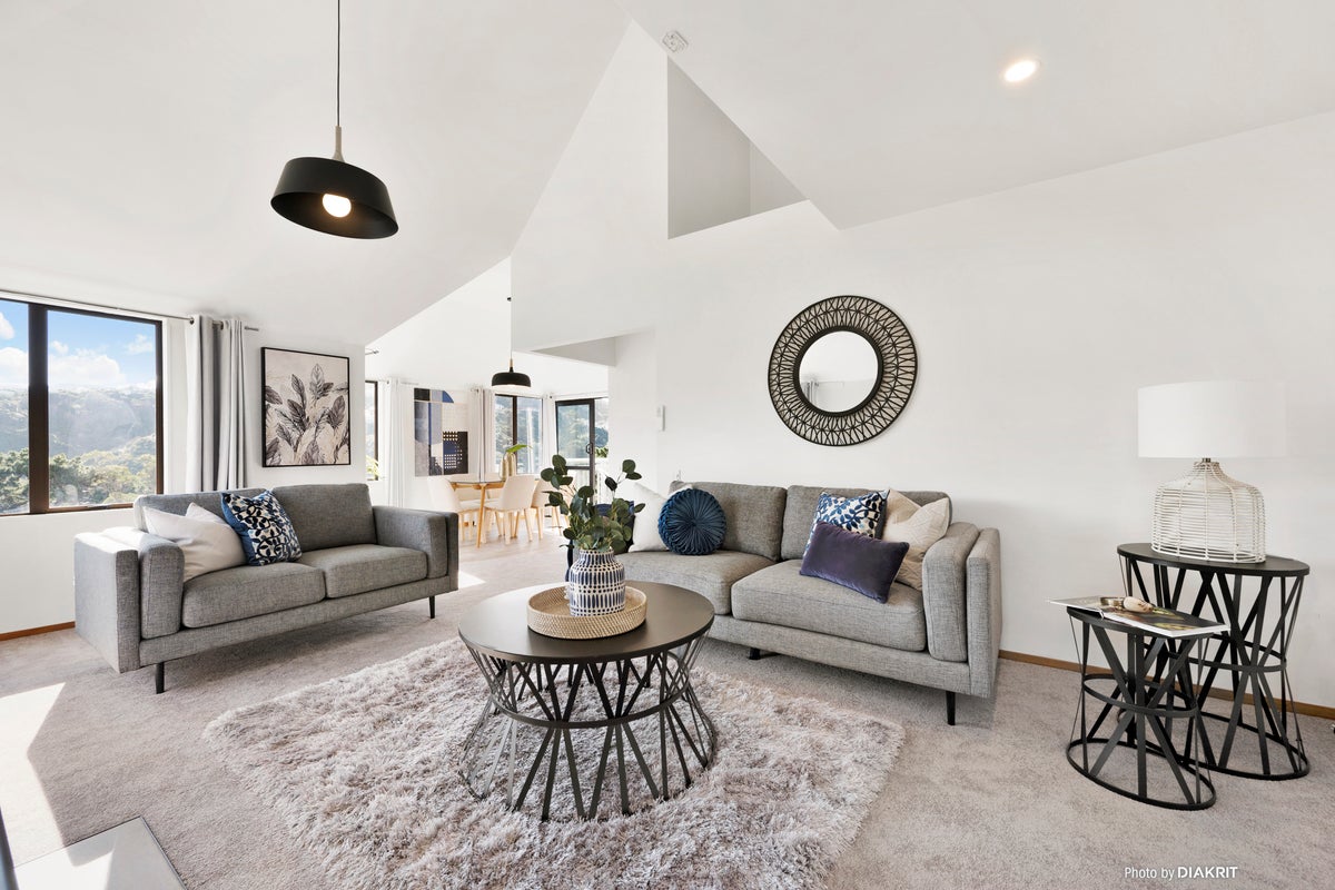 101A Sefton Street, Wadestown, Wellington - Carousel 1