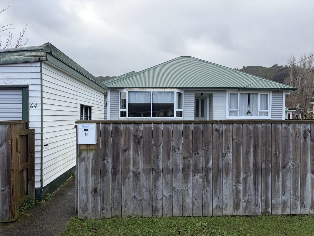 64 Wellington Road, Wainuiomata, Lower Hutt, Wellington - Carousel 16