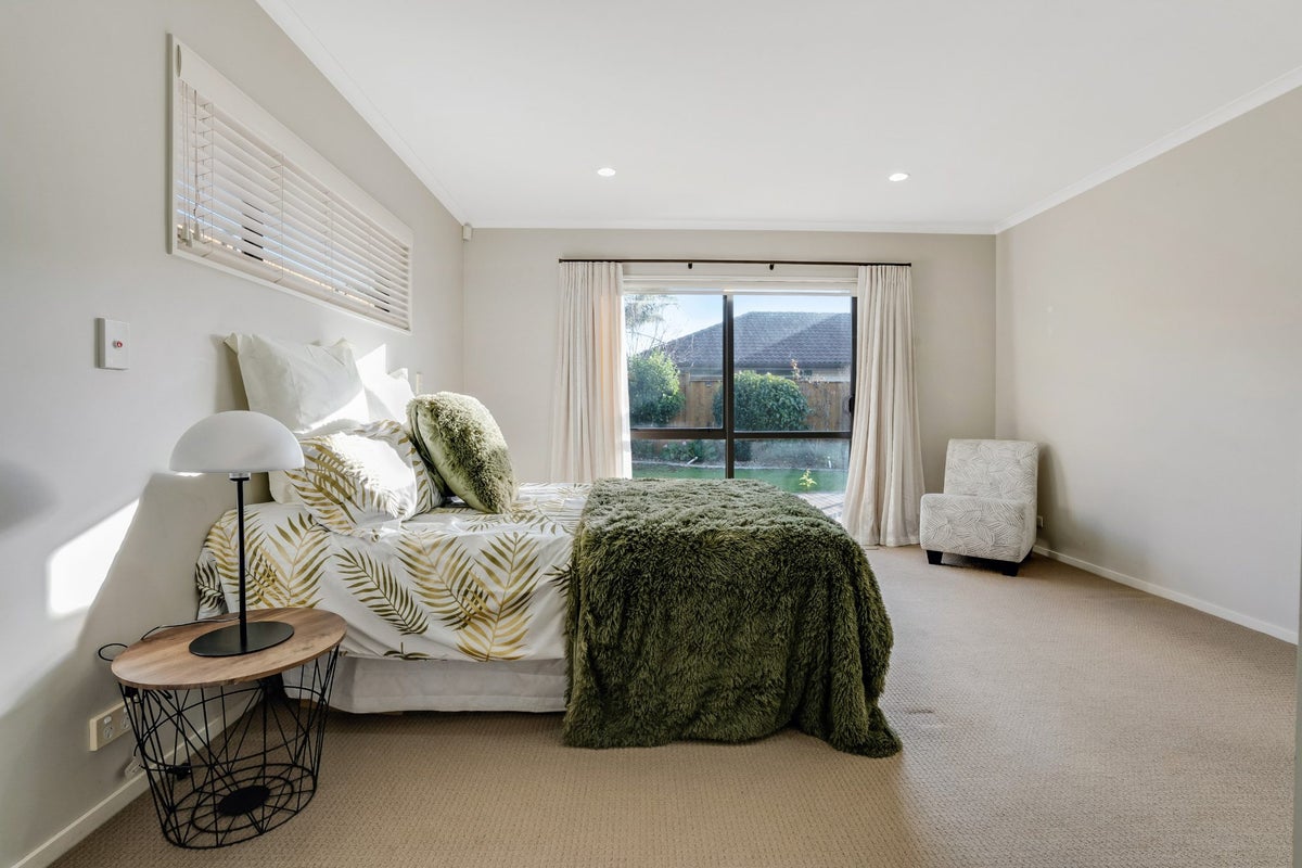 26 Aberdeen Crescent, Wattle Downs, Auckland - Carousel 17